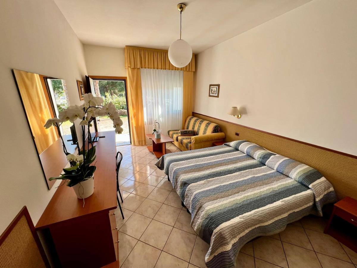 Hotel Ca' Bianca Da Paolino ميسانو ادرياتيكو المظهر الخارجي الصورة