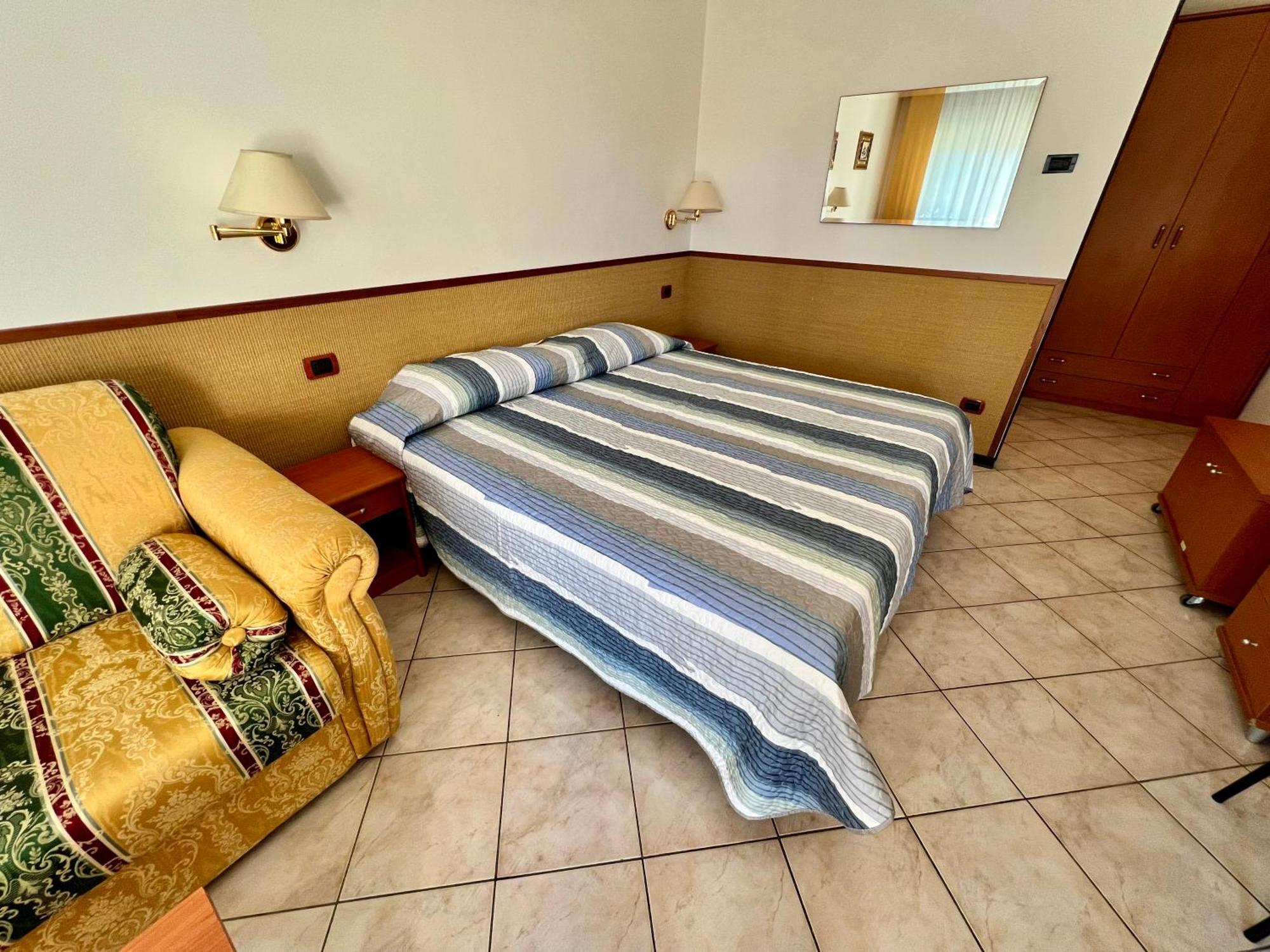 Hotel Ca' Bianca Da Paolino ميسانو ادرياتيكو المظهر الخارجي الصورة